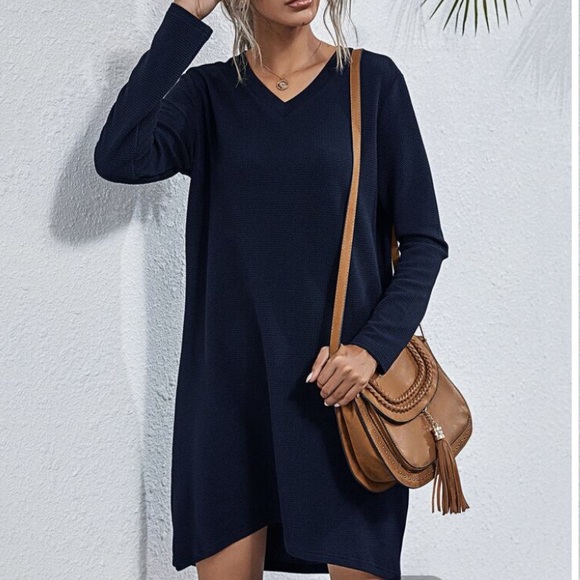 Solid V-Neck Long Sleeve Dress in Navy Blue - Picture 2 of 5
